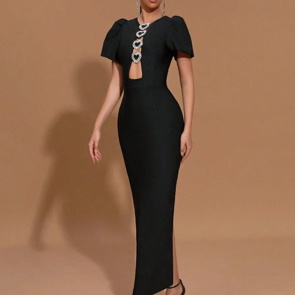 Black Sexy Women's Hollow-Out Bubble Sleeve Metallic Heart Bandage Long Dress - Picture 4 of 8